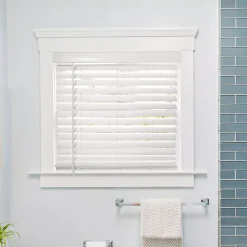 Chicology Cordless Faux Wood Blind