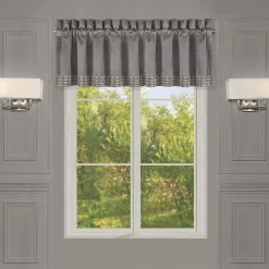 Five Queens Court Belford Window Straight Valance