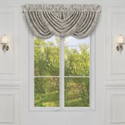 Five Queens Court Angelo Spa Window Waterfall Valance